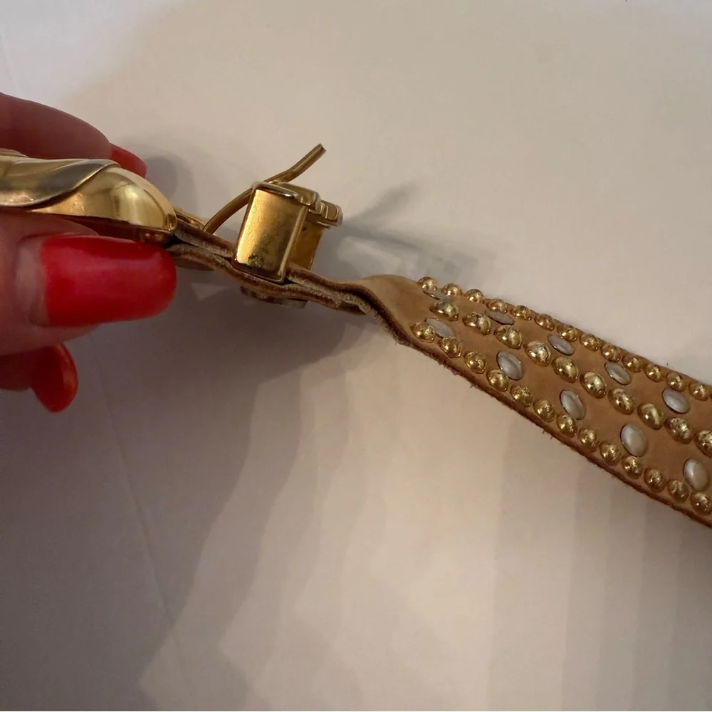 SAND CASTLE USA BELT TAN LEATHER GOLD SILVER STUDS BUCKLE No size Fits M